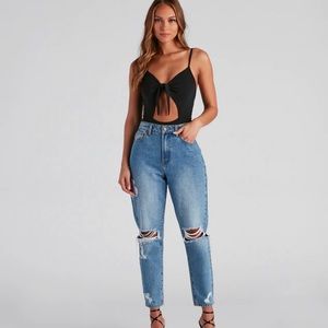 🤑🙌🏽 3/$30 Black Halter Cutout Tie Front Bodysuit